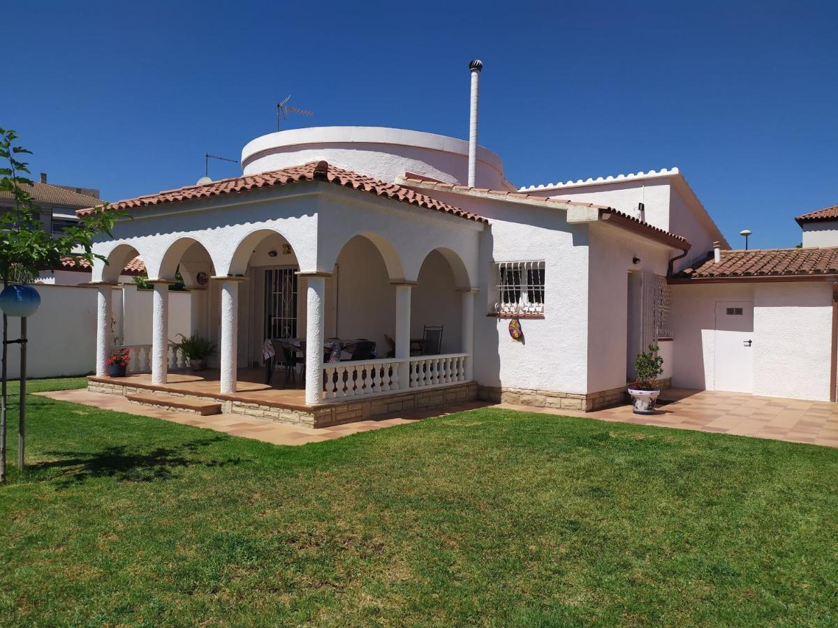 Villa Cambrils Beach Exterior photo
